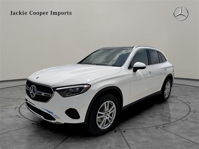 New 2025 Mercedes-Benz GLC 300