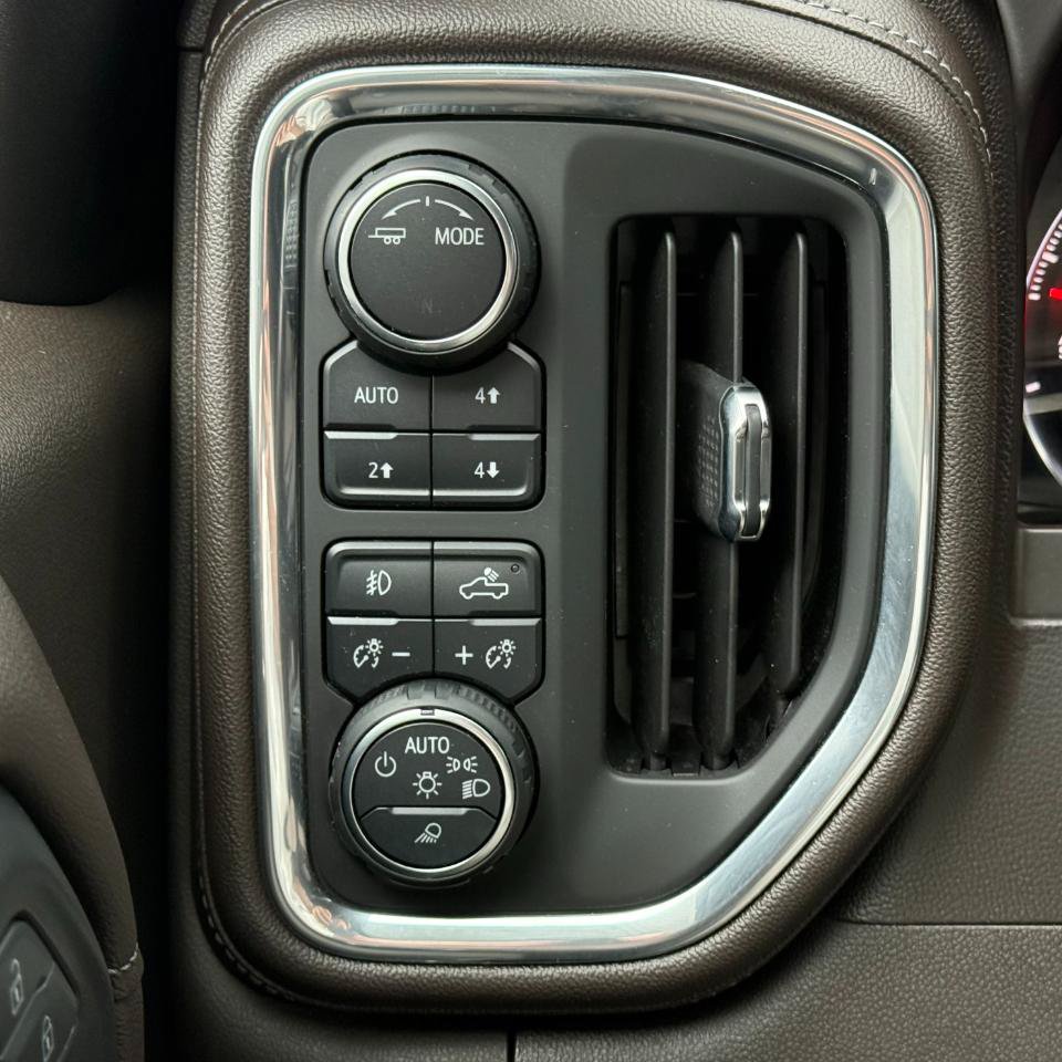 Used 2020 Chevrolet Silverado 1500 RST w/ All-Star Edition AWD/4WD image 14