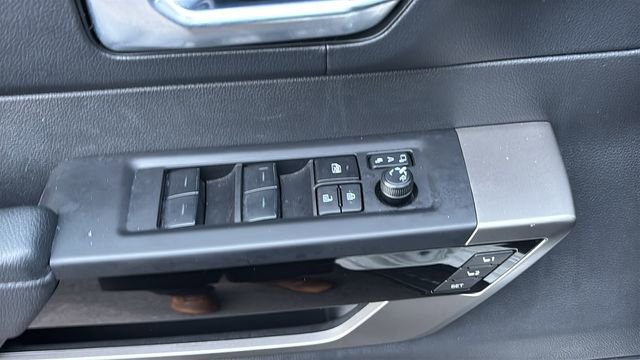 Used 2025 Toyota Sequoia Limited w/ Tow Technology Package image 15