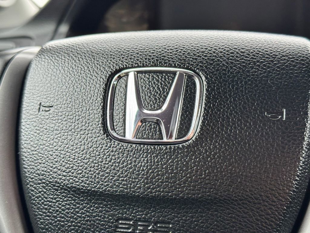 Used 2018 Honda Ridgeline Sport image 31