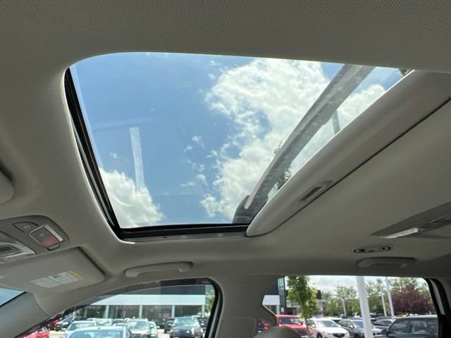 Certified 2024 Kia Telluride S w/ S Sunroof Package FWD image 30