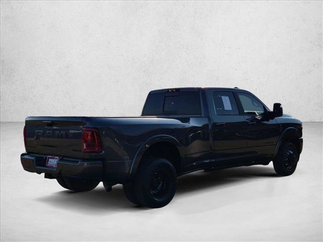 Used 2025 RAM 3500 Limited AWD/4WD image 21