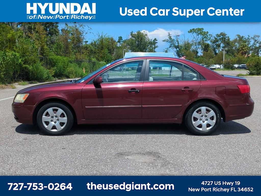 Used 2009 Hyundai Sonata GLS FWD image 2
