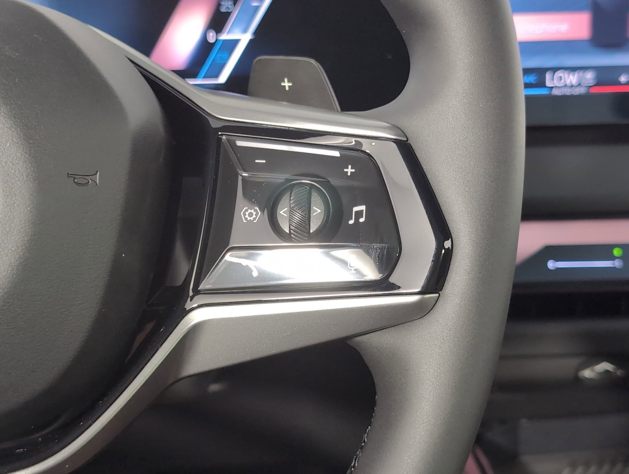 Used 2026 BMW X3 xDrive30 w/ Convenience Package image 26