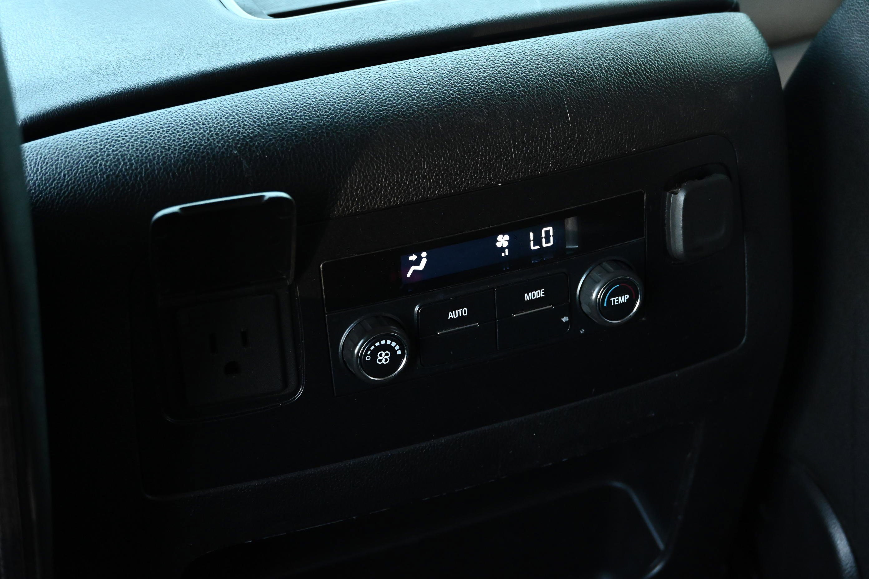 Used 2020 Chevrolet Tahoe LT image 26