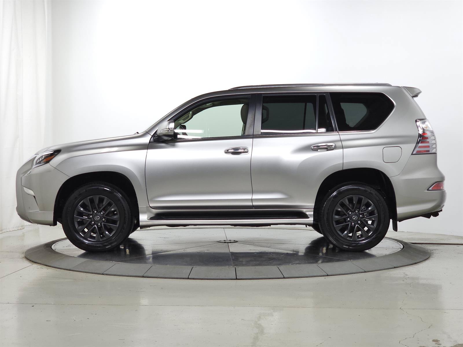 Used 2020 Lexus GX 460 Premium w/ Premium Package AWD/4WD image 5