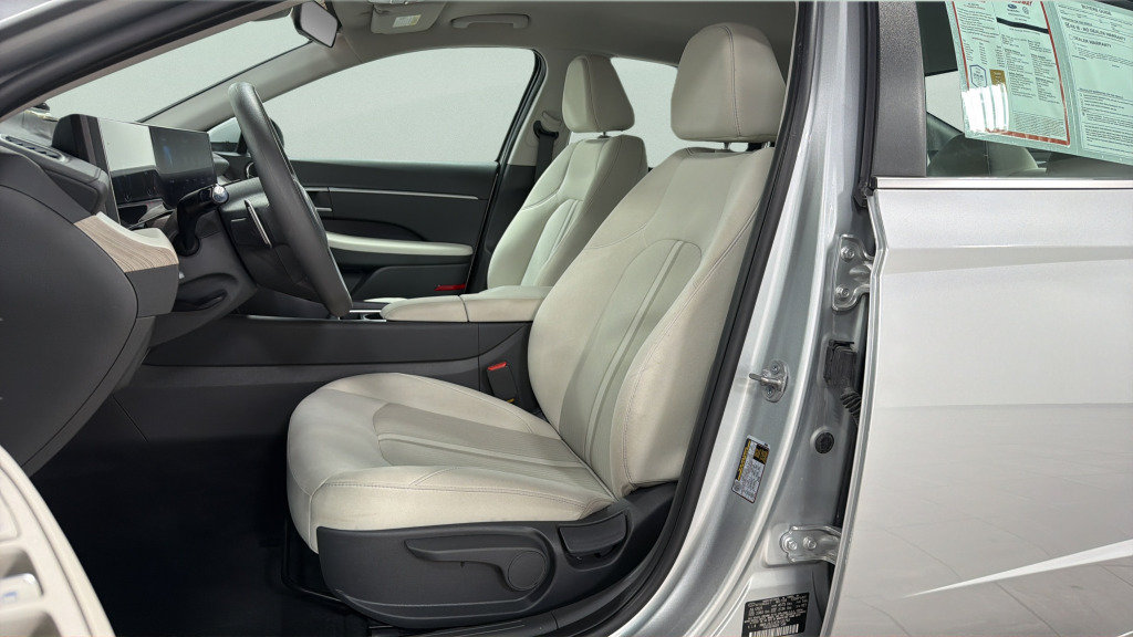 Used 2026 Hyundai Sonata Blue FWD image 16