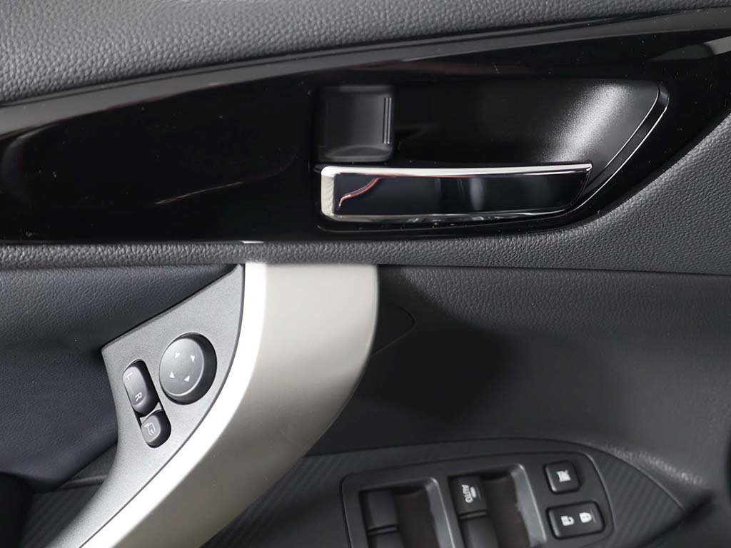 New 2026 Mitsubishi Eclipse Cross SE AWD/4WD image 32