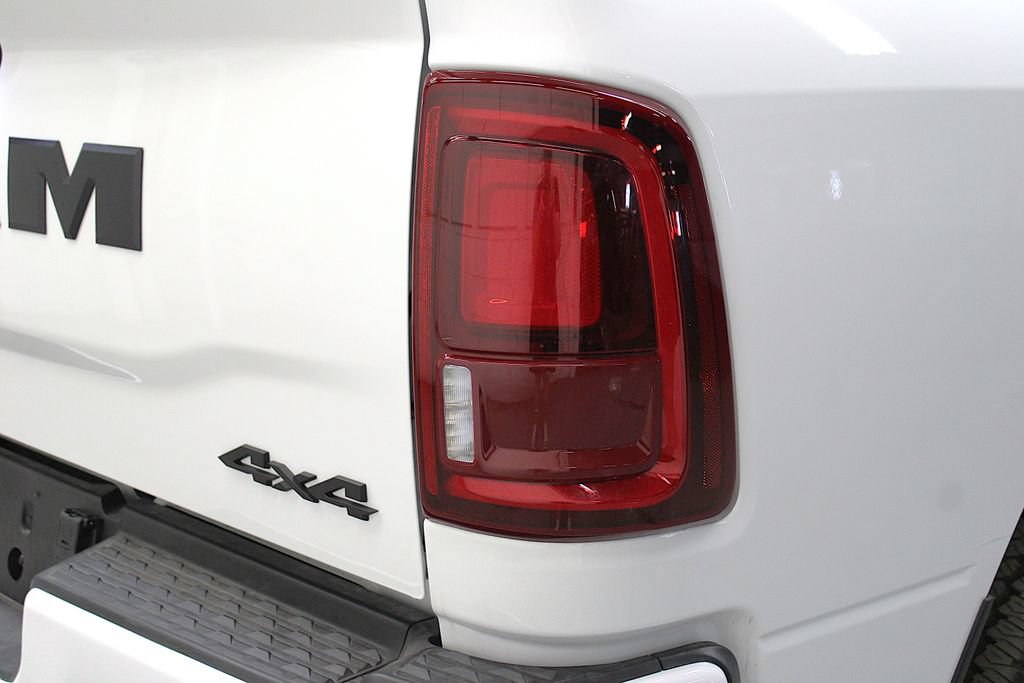 New 2026 RAM 2500 Big Horn AWD/4WD image 47