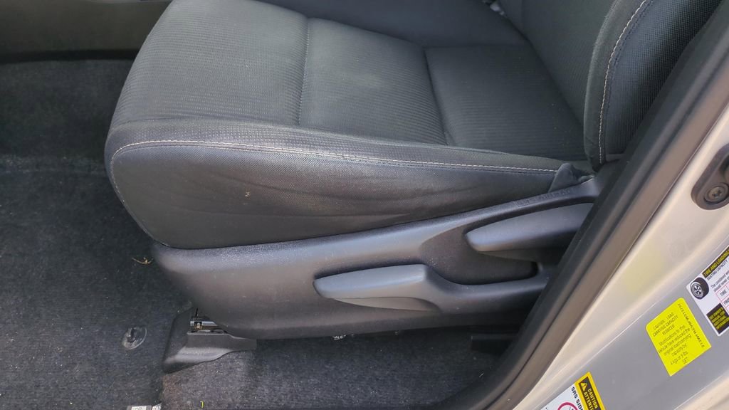 Used 2015 Toyota RAV4 XLE image 26