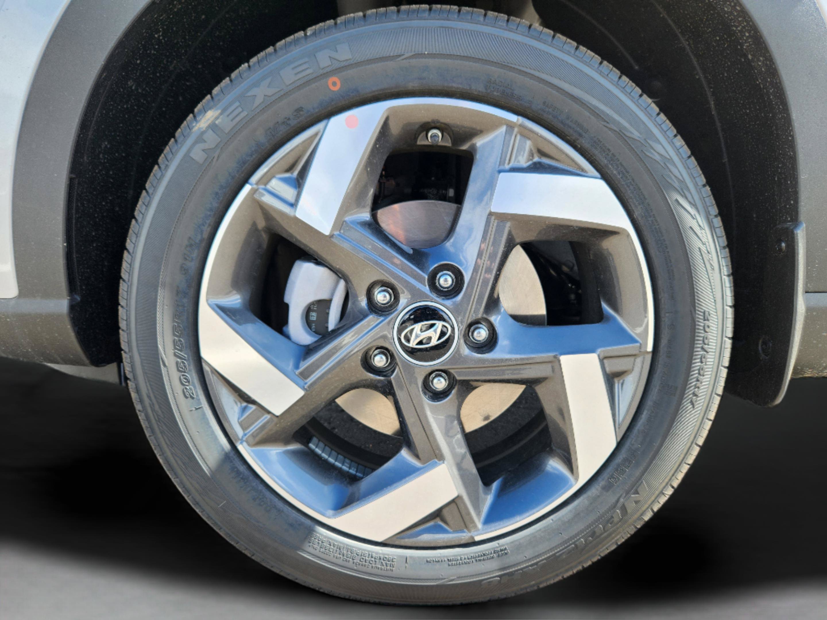 New 2026 Hyundai Venue SEL FWD image 12