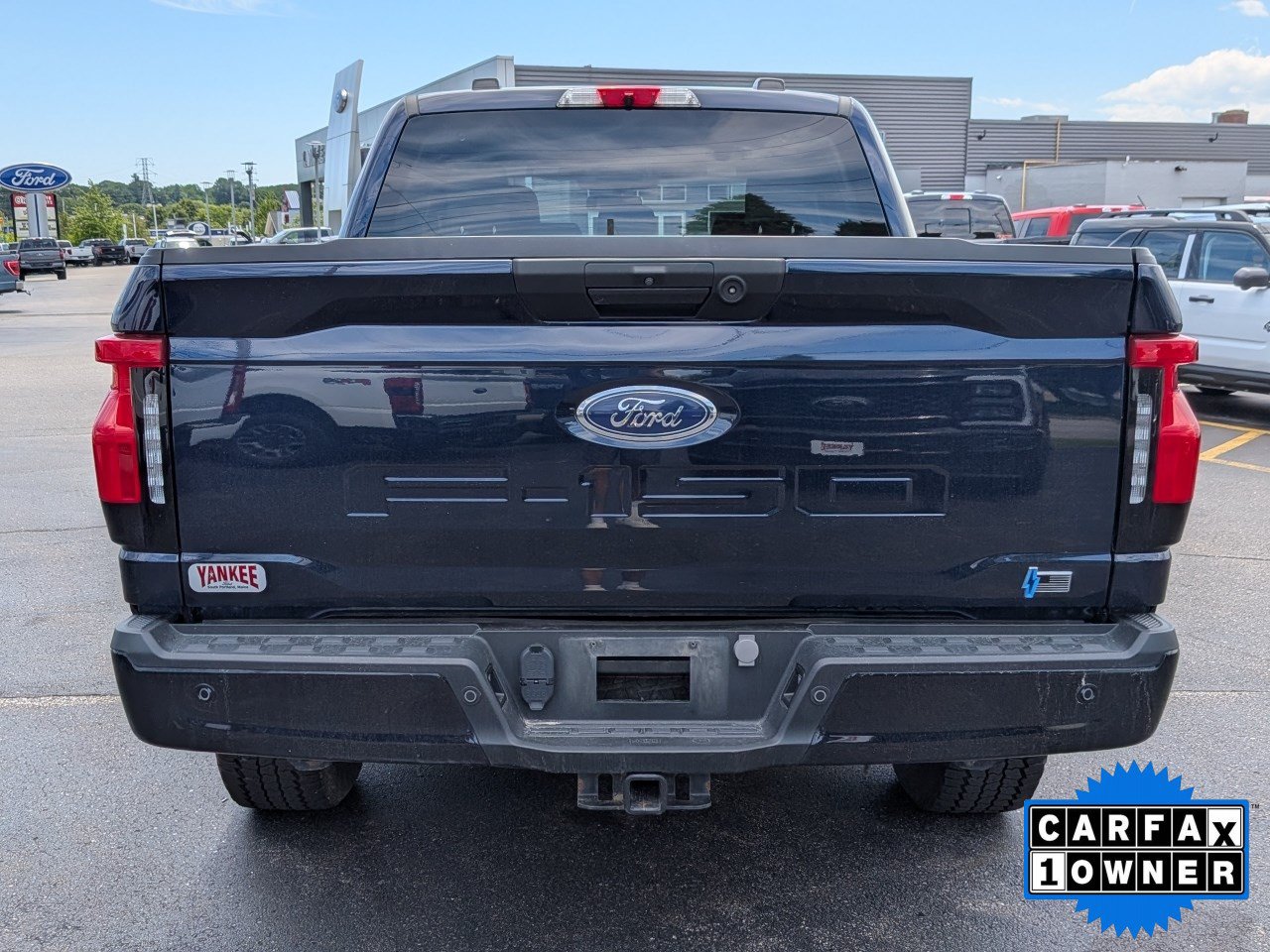 Used 2023 Ford F150 Lightning XLT AWD/4WD image 5