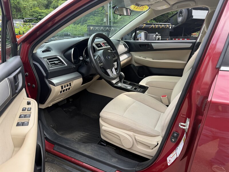 Used 2017 Subaru Outback 2.5i AWD/4WD image 20