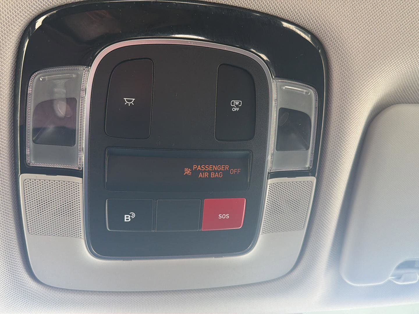 Used 2025 Hyundai Tucson SE image 17