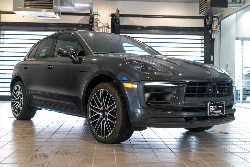 Certified 2026 Porsche Macan S AWD/4WD image 8