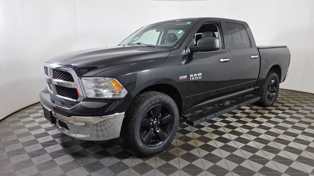 Used 2018 RAM 1500 Classic SLT AWD/4WD image 3