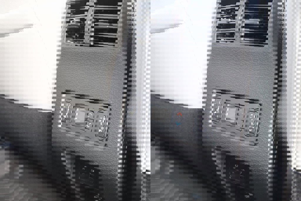 Used 2023 Mitsubishi Outlander SEL image 12