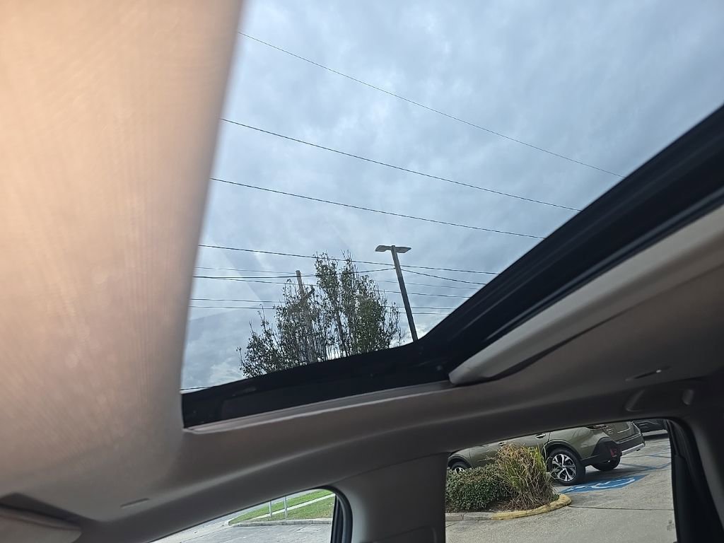 Used 2024 Honda HR-V EX-L image 25