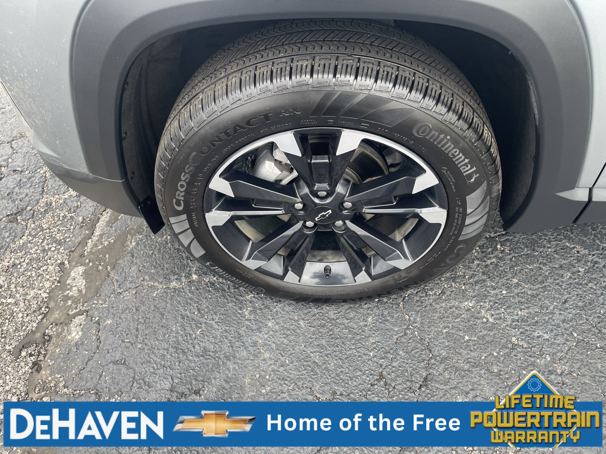 Used 2025 Chevrolet Equinox RS w/ Safety and Technology Package AWD/4WD image 10