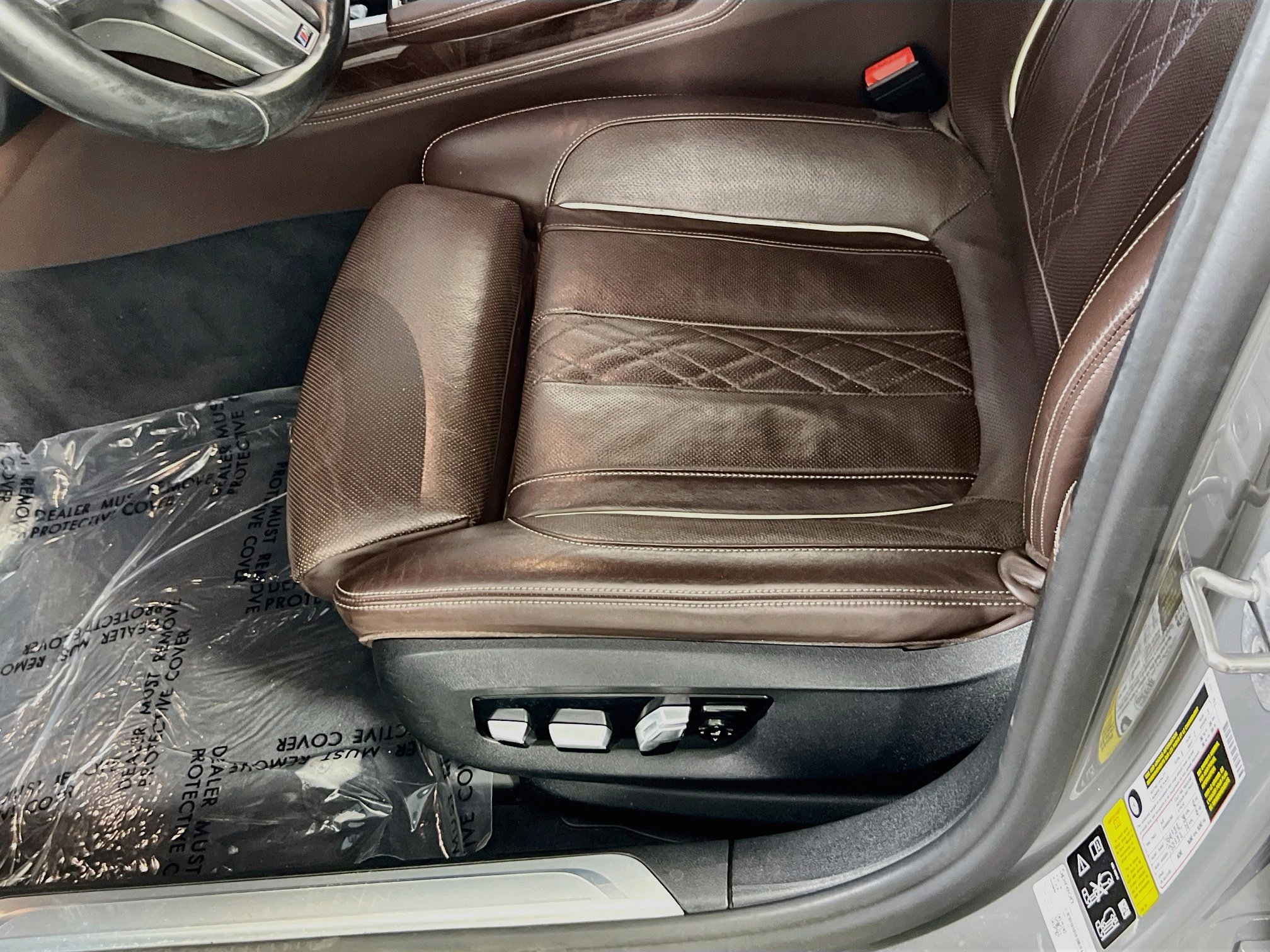 Used 2021 BMW 750i xDrive w/ Executive Package image 20