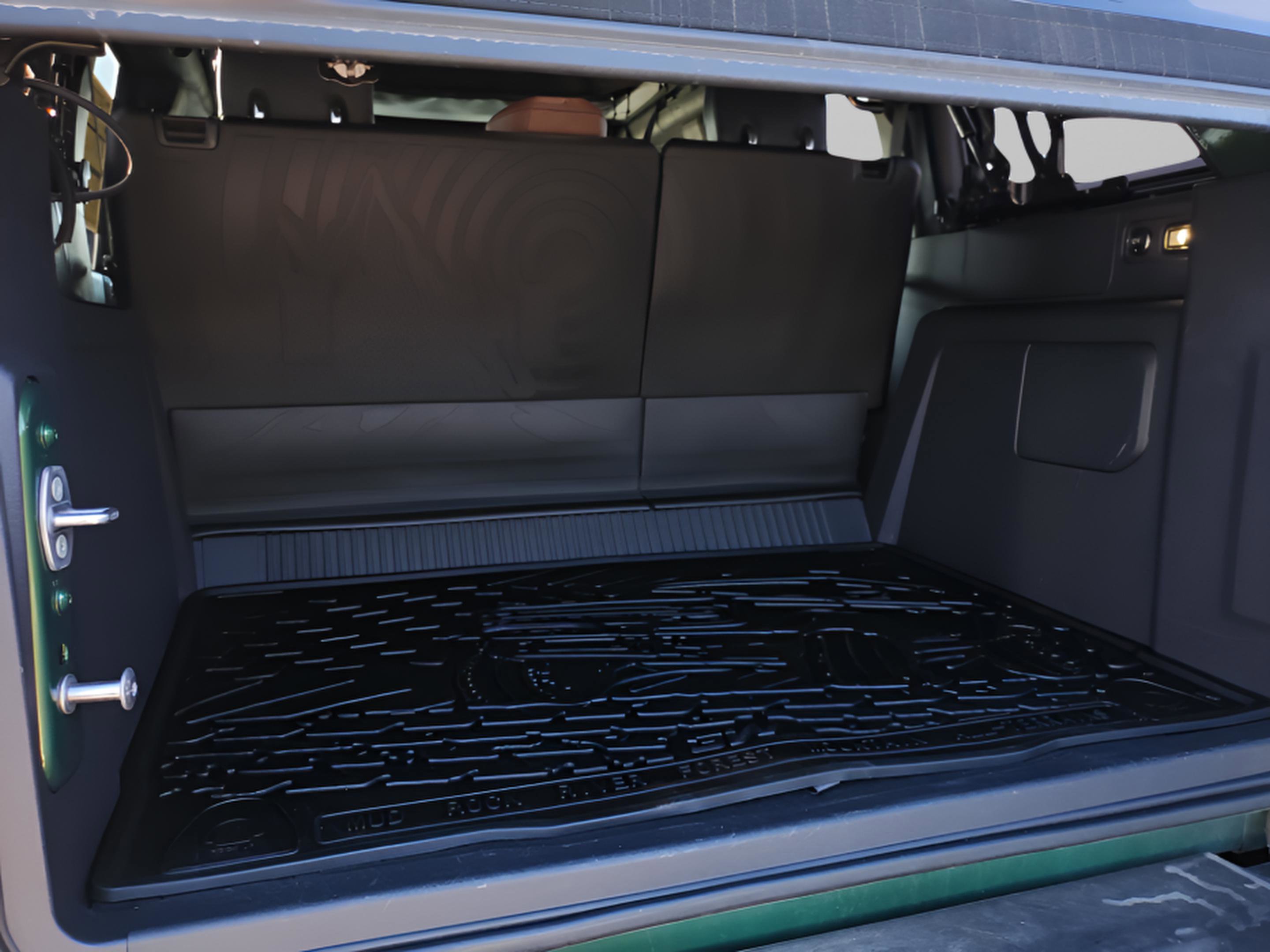 Used 2022 Ford Bronco Outer Banks image 9