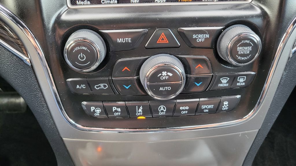 Used 2018 Jeep Grand Cherokee Overland image 33