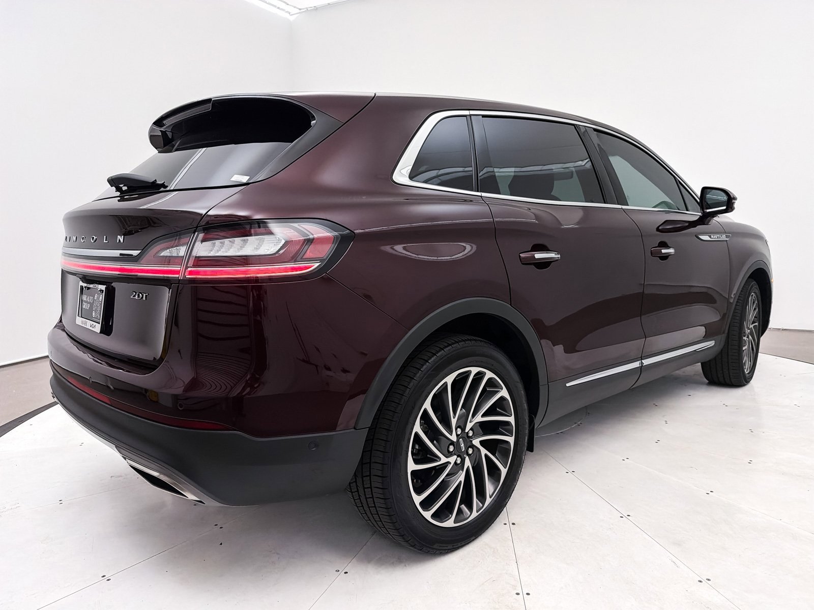 Used 2019 Lincoln Nautilus Reserve image 19