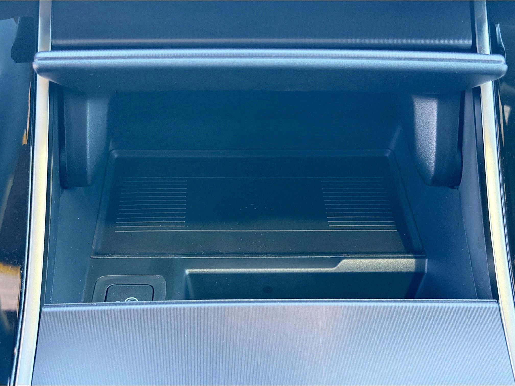 New 2026 Land Rover Range Rover Velar Dynamic SE image 30