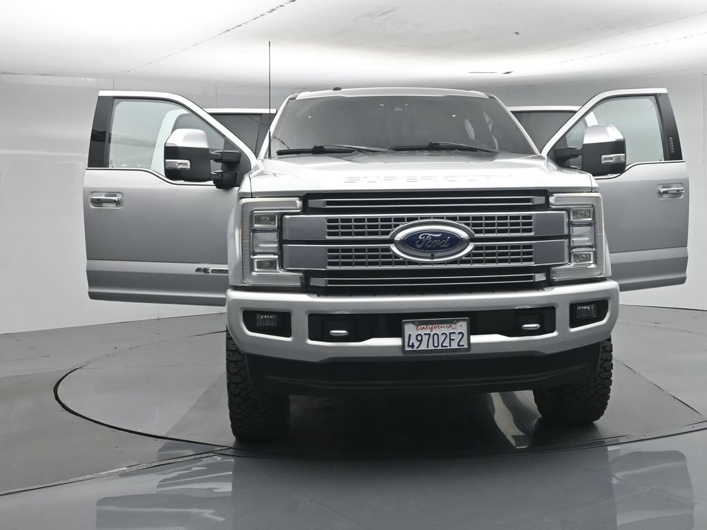 Used 2017 Ford F250 Platinum w/ Platinum Ultimate Package AWD/4WD image 36