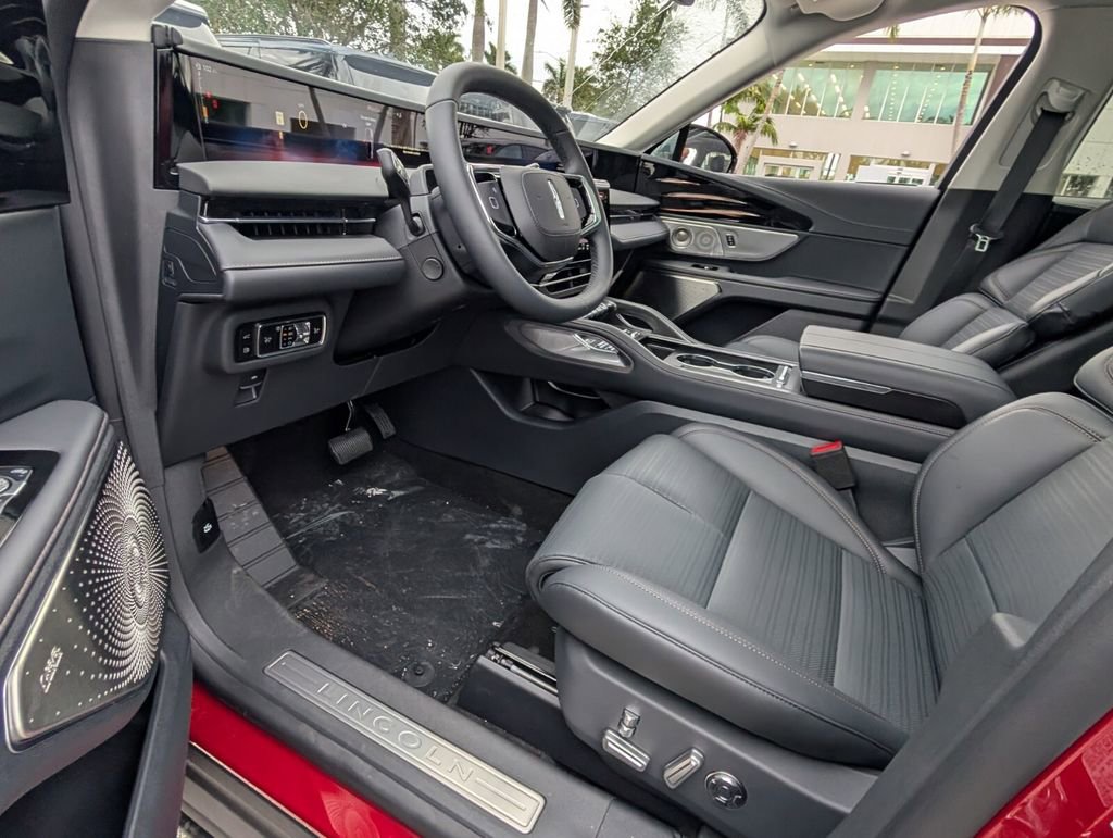 New 2026 Lincoln Nautilus Reserve AWD/4WD image 12