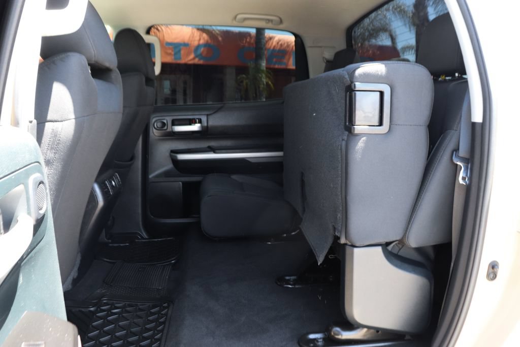 Used 2017 Toyota Tundra SR5 w/ SR5 Upgrade Package RWD image 34