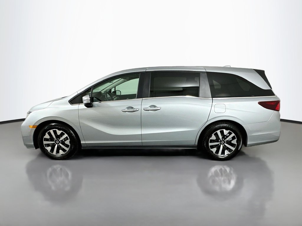 Certified 2025 Honda Odyssey EX-L image 8