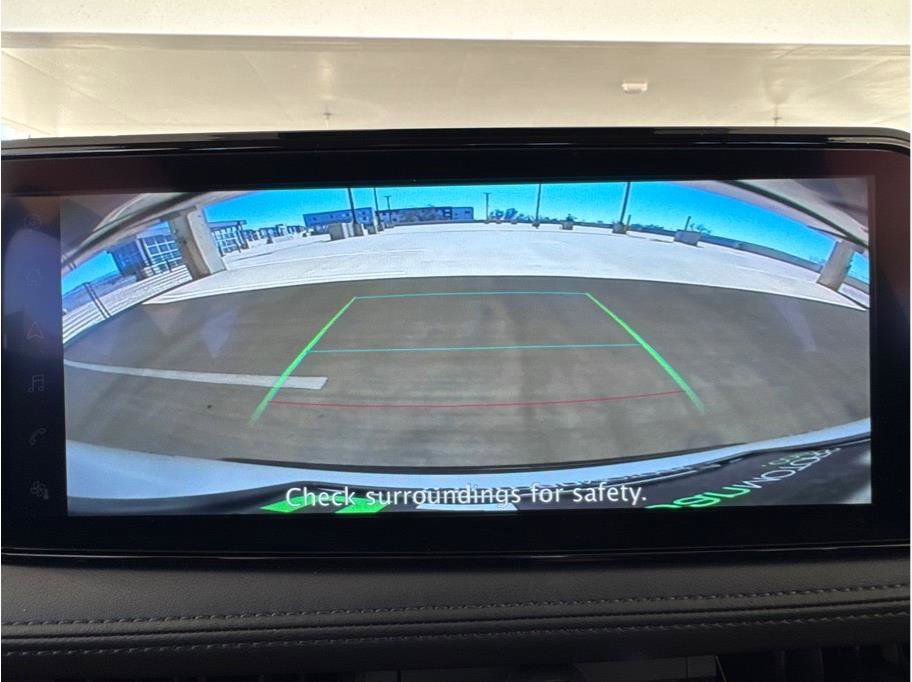 Used 2023 Nissan Ariya AWD image 27