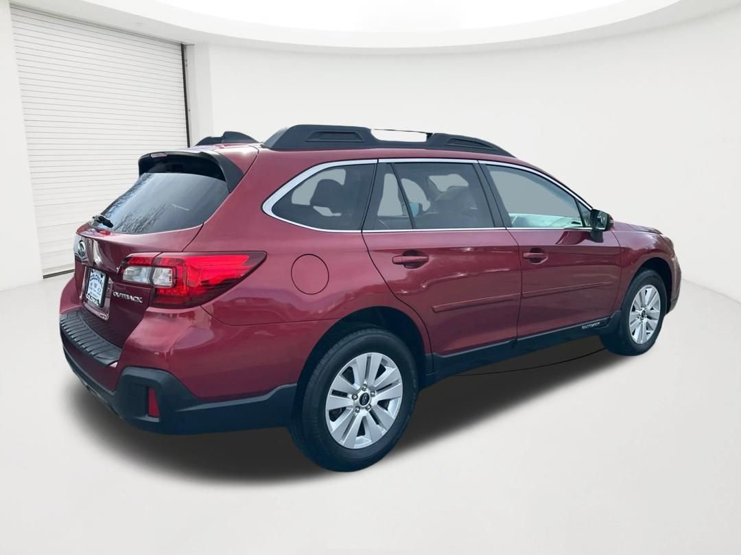 Used 2018 Subaru Outback 2.5i Premium AWD/4WD image 5