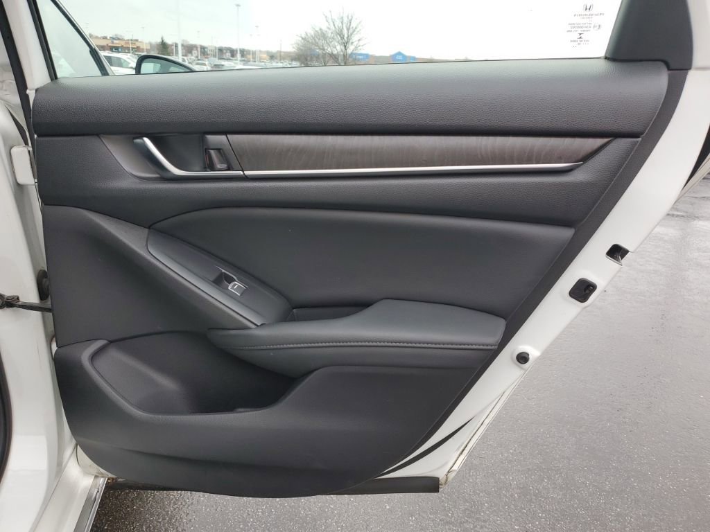 Used 2018 Honda Accord EX-L image 38