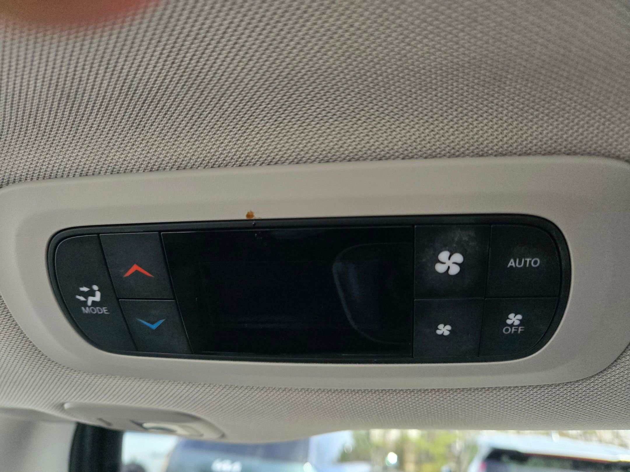 Used 2023 Chrysler Pacifica Limited image 34