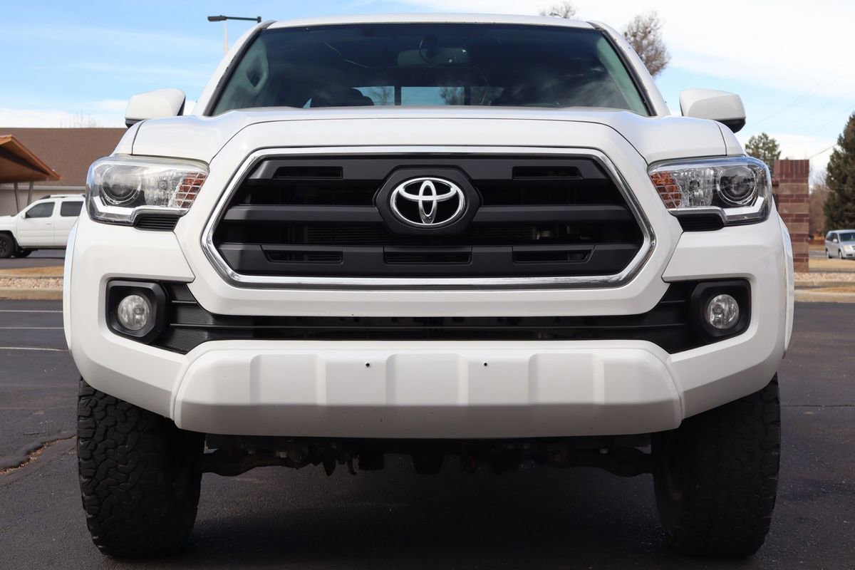 Used 2017 Toyota Tacoma SR5 w/ Tow Package image 13