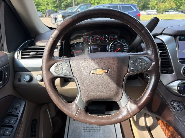 Used 2017 Chevrolet Suburban Premier AWD/4WD image 17