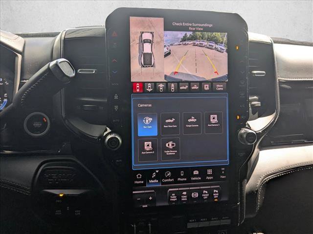 Used 2025 RAM 3500 Limited AWD/4WD image 13