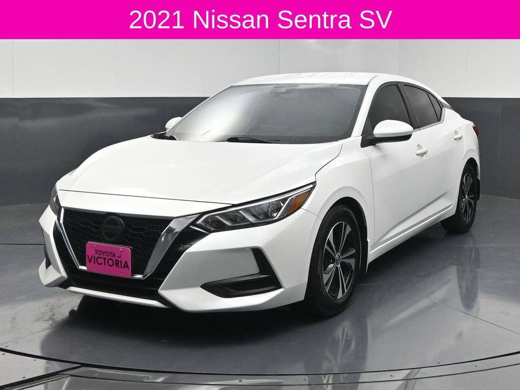 Used 2021 Nissan Sentra SV image 2