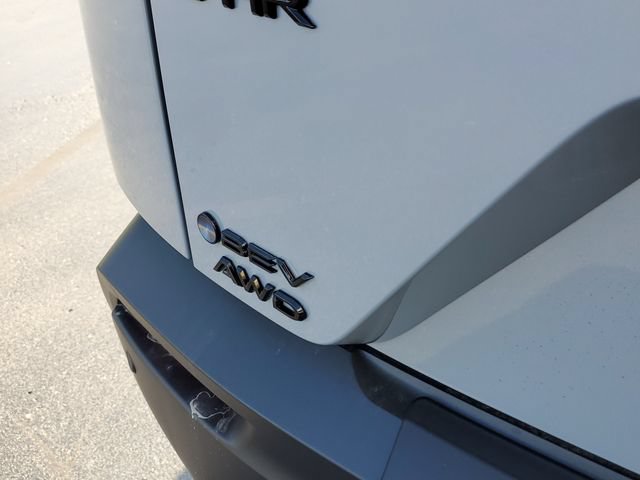 New 2026 Toyota C-HR AWD/4WD image 7