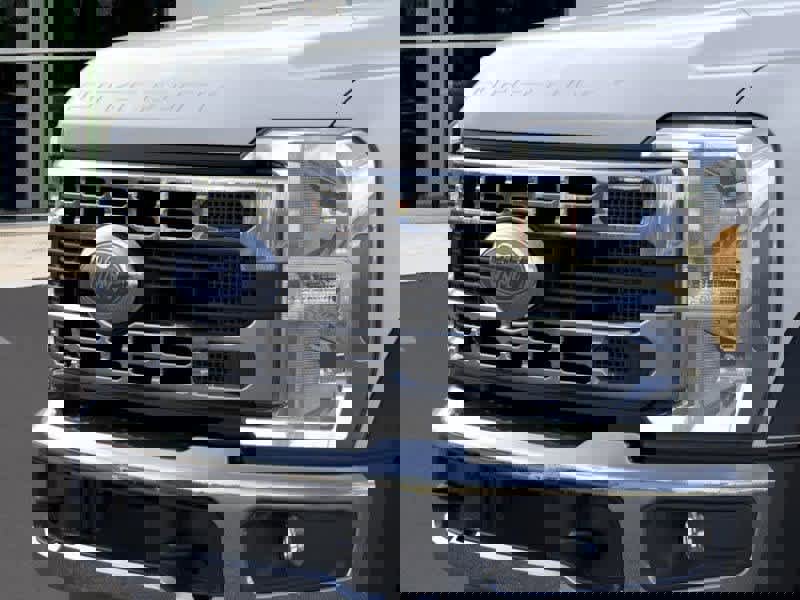 New 2026 Ford F550 image 17