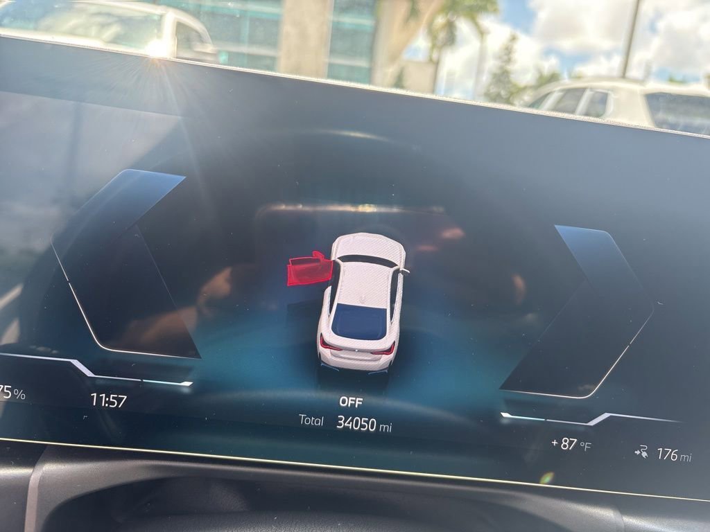 Used 2023 BMW i4 eDrive40 RWD video 1