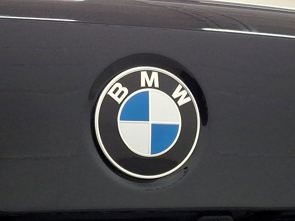 Used 2025 BMW 330i xDrive Sedan image 36