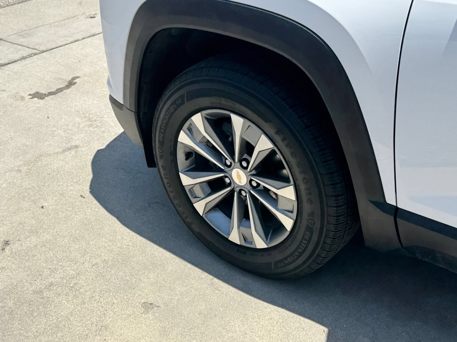 Used 2025 Chevrolet Equinox LT FWD image 30