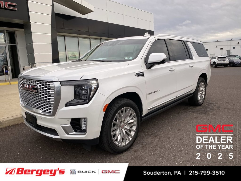 Certified 2023 GMC Yukon XL Denali AWD/4WD image 1
