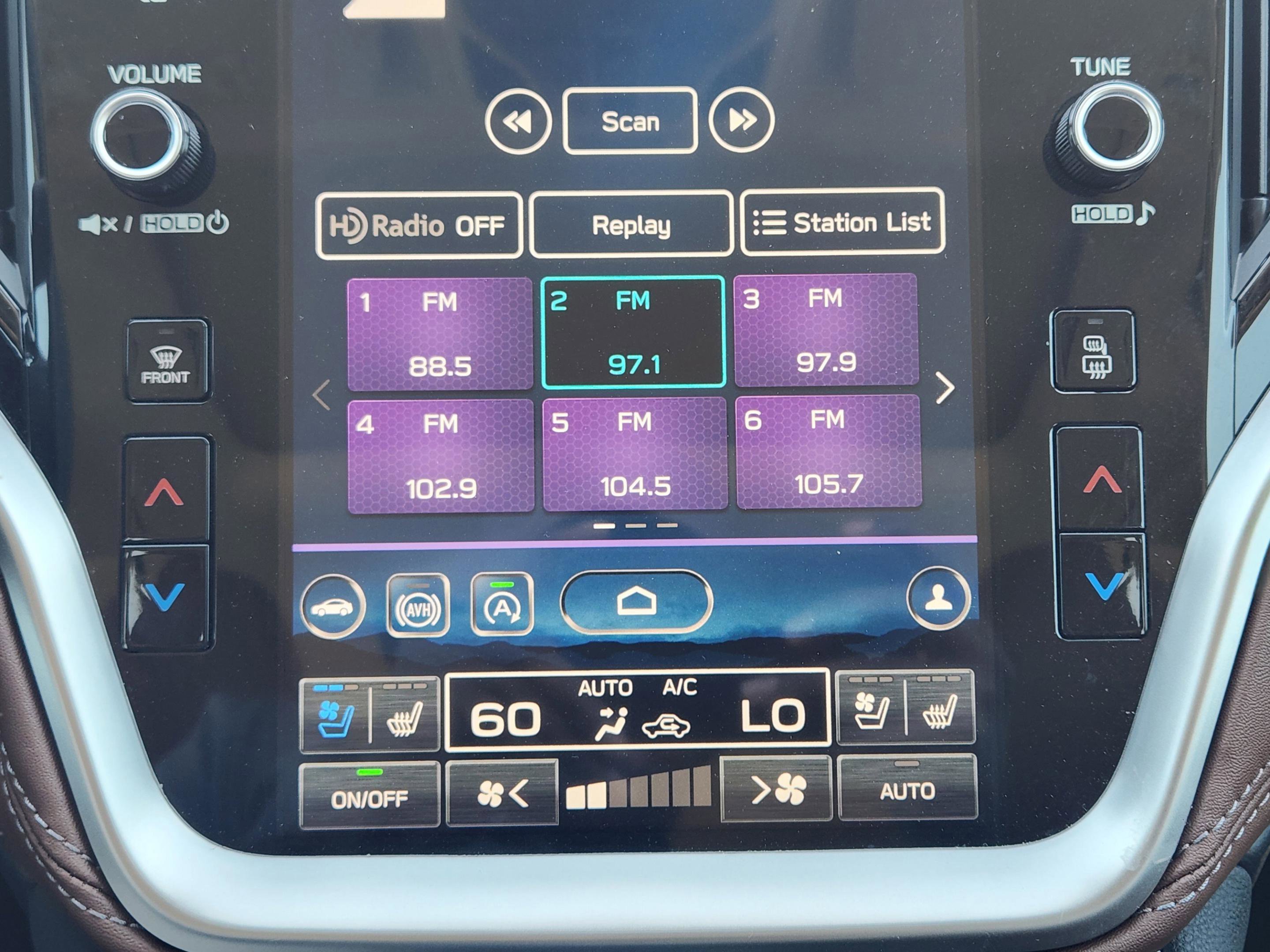 Used 2022 Subaru Outback Touring w/ Tech Package 2 image 19