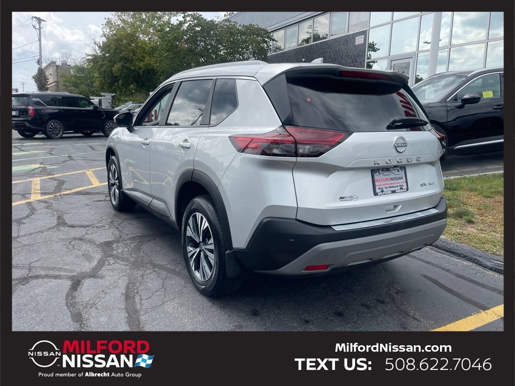 Certified 2023 Nissan Rogue SV w/ SV Premium B Package AWD/4WD image 3