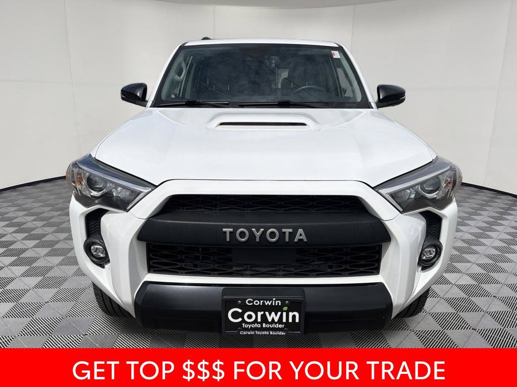 Used 2021 Toyota 4Runner Venture w/ Moonroof Package AWD/4WD image 2