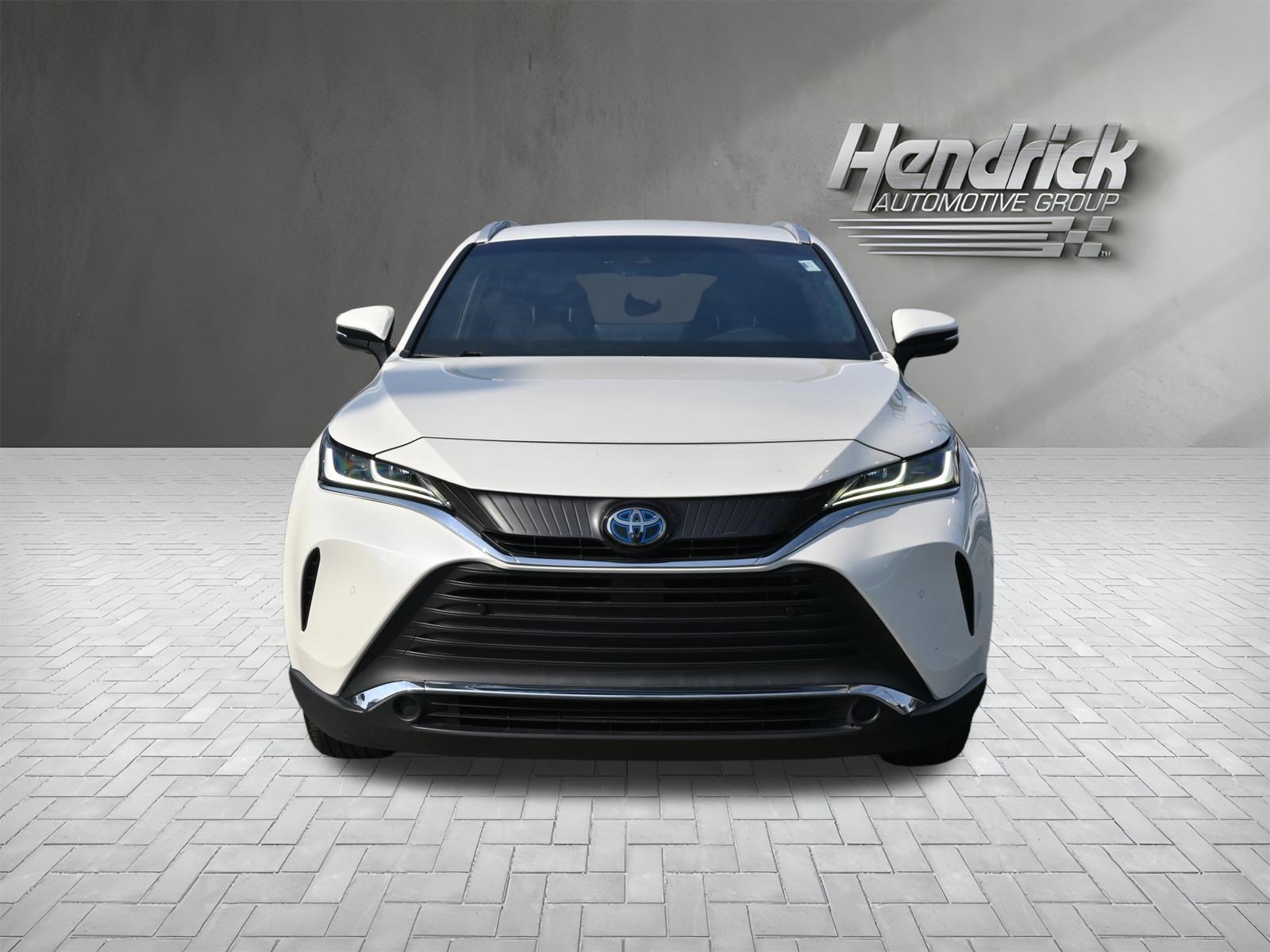 Used 2021 Toyota Venza XLE w/ Softex Package image 5